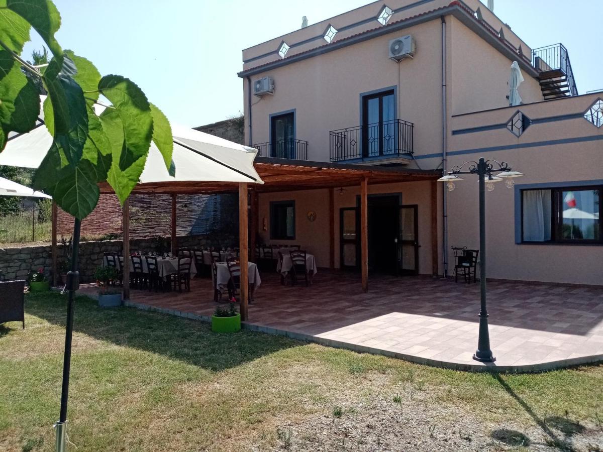 Mama Lina Villa Patti Exterior photo