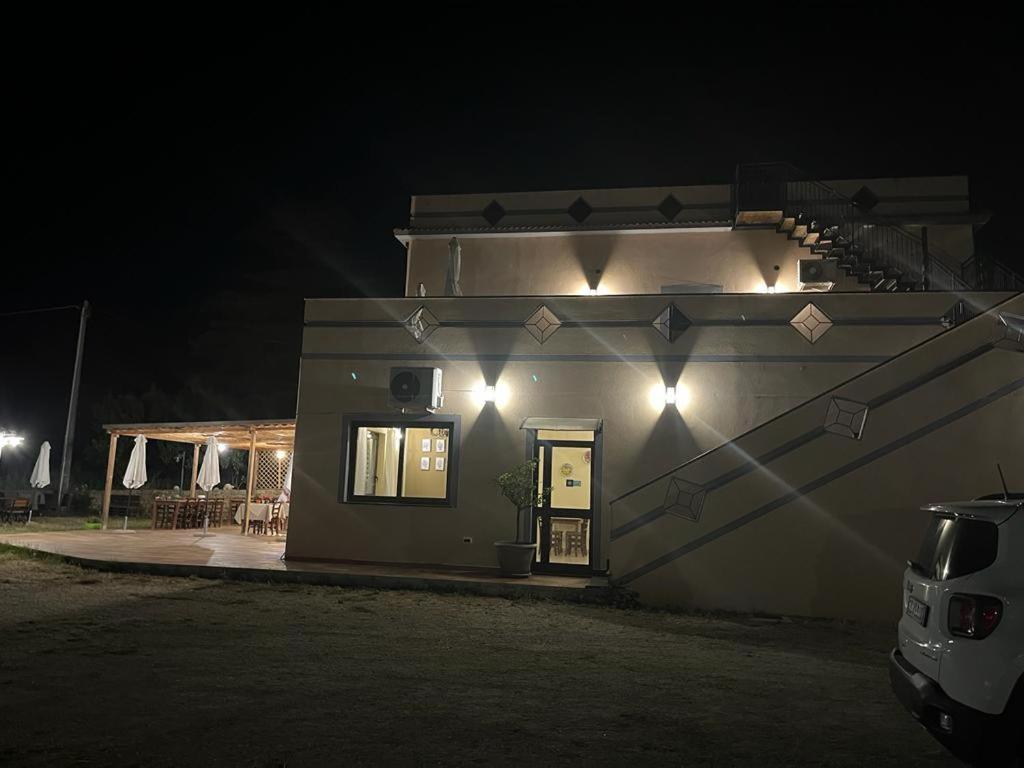 Mama Lina Villa Patti Exterior photo